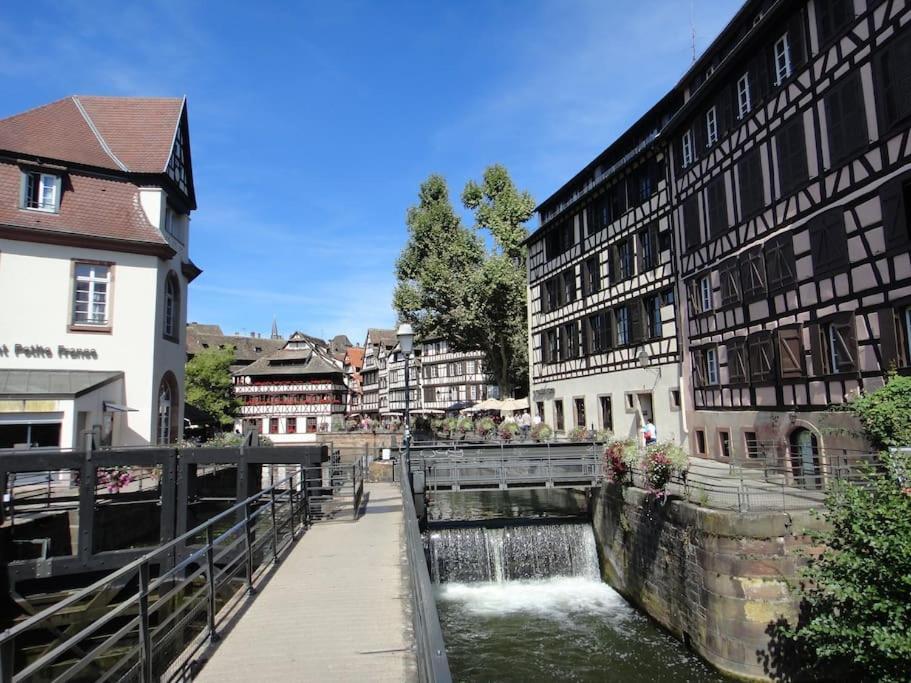 La Chambre Aux Hirondelles Ittenheim Eksteriør billede